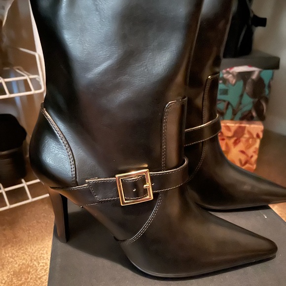 Brand new boots - selling two pairs $40 each pair - Picture 4 of 5